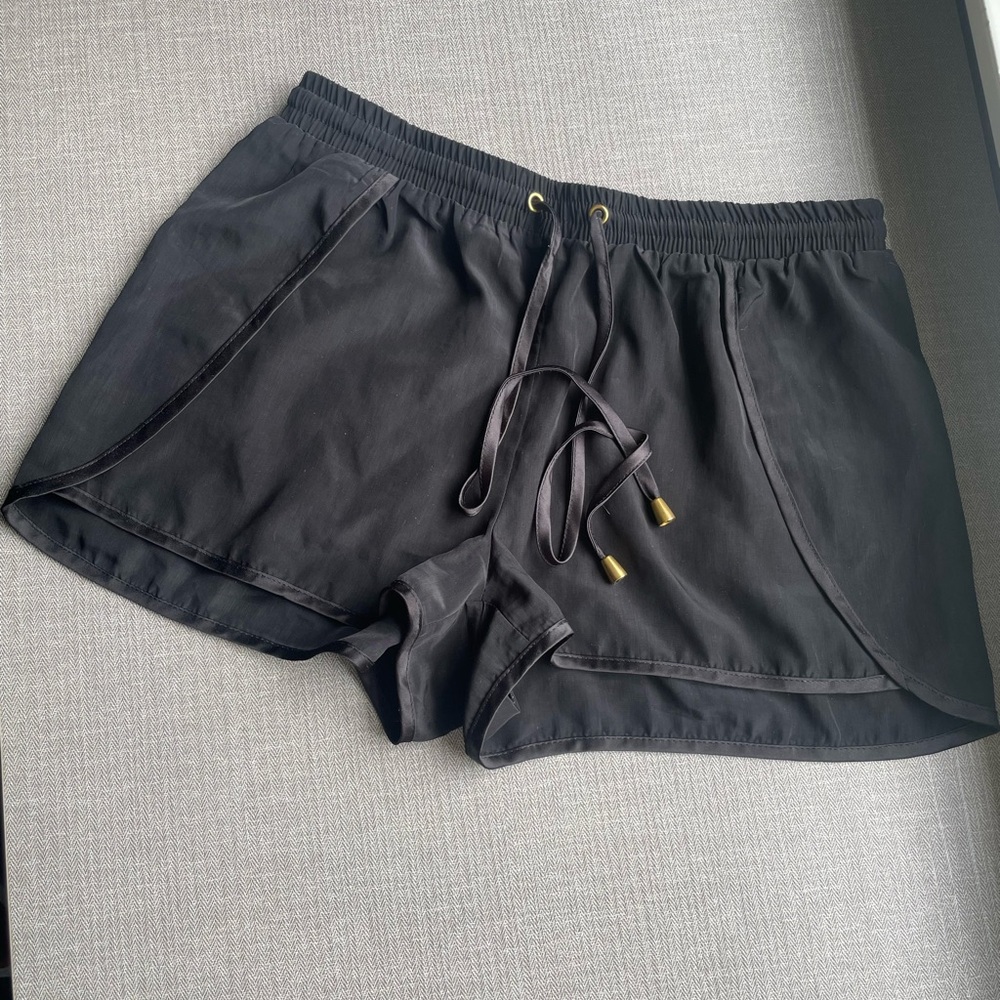 GUESS Shorts size XS